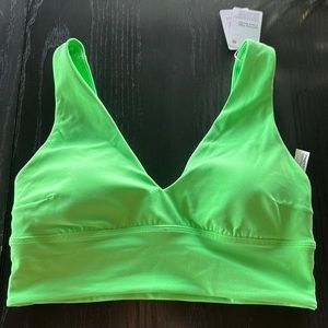 lululemon Align V-Neck Bra Light Support, C/D Cup Pistachio Green Size 8 NWOT